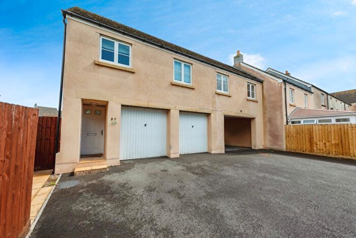 2 Bedroom Flat For Sale In Weeks Rise, Camelford, Cornwall, PL32