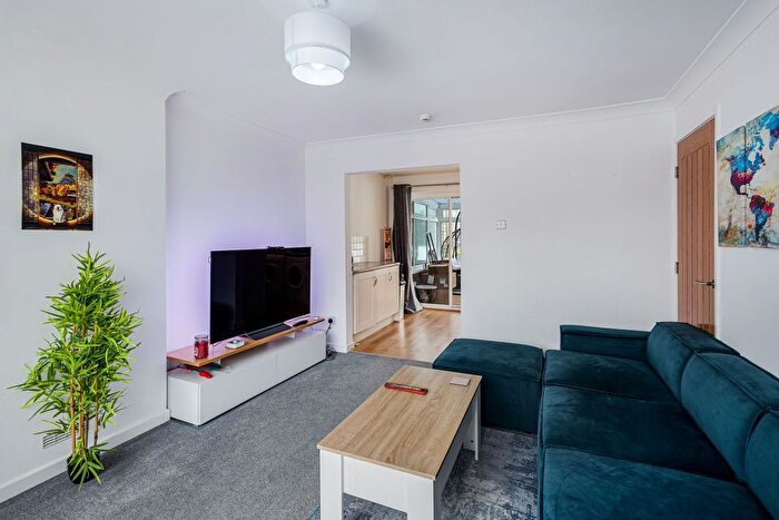 2 Bedroom Semi-Detached House For Sale In Coldstone Drive, Ashton-In-Makerfield, WN4