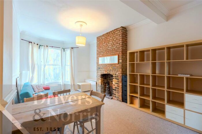 2 Bedroom Apartment To Rent In Tabley Road, Holloway, London, N7