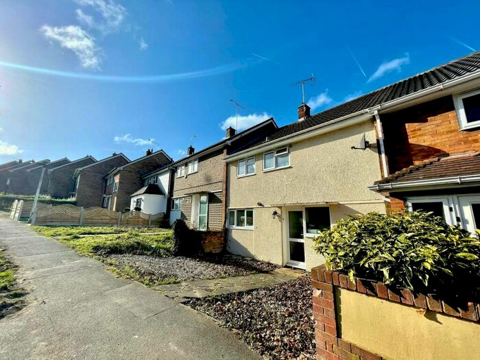 3 Bedroom House To Rent In West Thorpe, Basildon, SS14