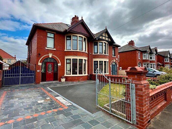 3 Bedroom Semi-Detached House For Sale In Coniston Road, Blackpool, FY4