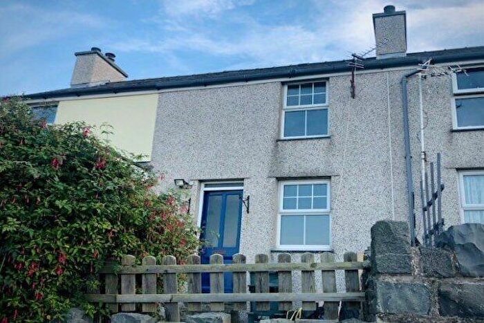 2 Bedroom Terraced House To Rent In Chapel Street, Penmaenmawr, LL34