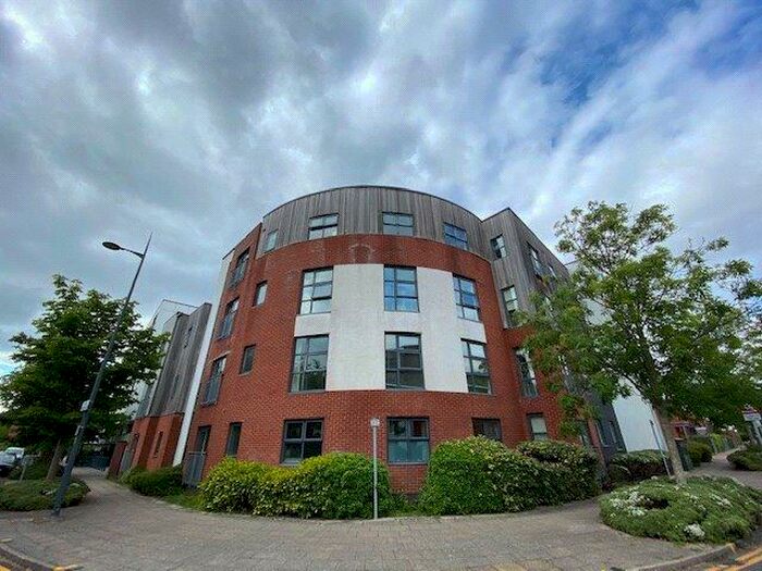 2 Bedroom Apartment To Rent In Montmano Drive, West Didsbury, Manchester, M20