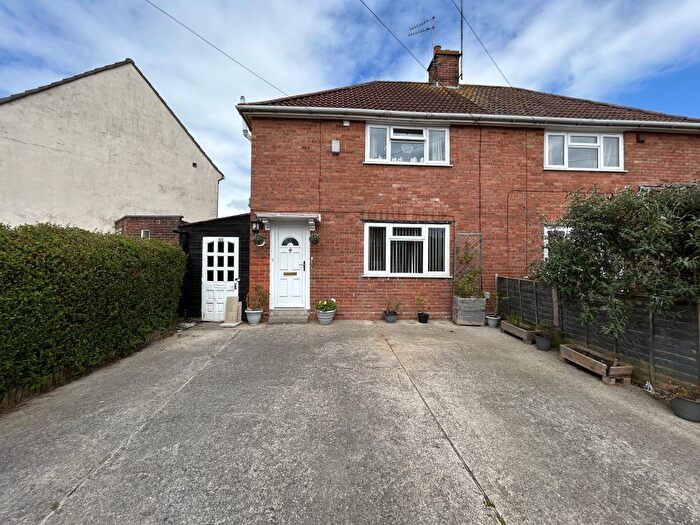 3 Bedroom Semi-Detached House For Sale In Hillcrest Road, Yeovil, Somerset, BA21