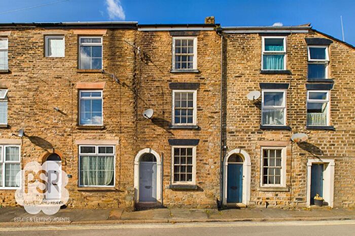 1 Bedroom Maisonette For Sale In High Street, New Mills, SK22