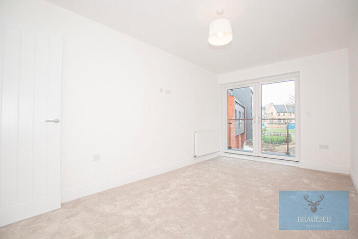 2 Bedroom Apartment To Rent In Louis Faiers Crescent, Chelmsford, CM1