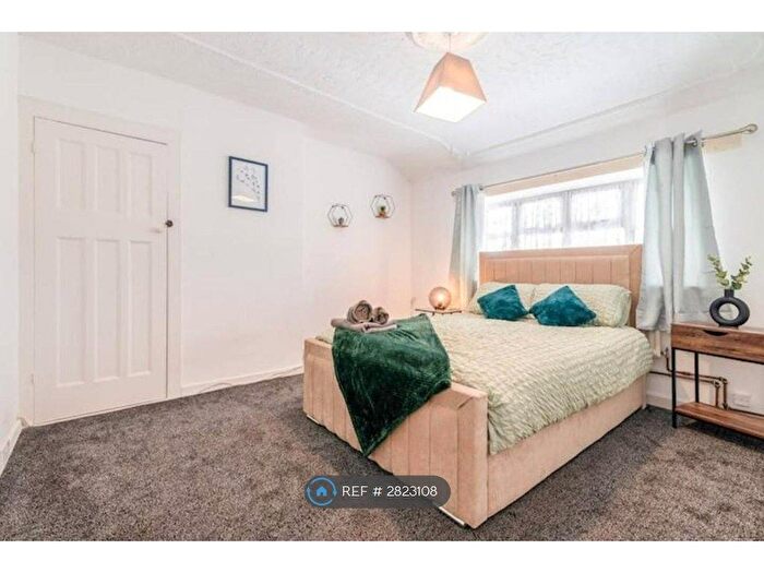 3 Bedroom Semi-detached House To Rent In Scott Road, Grays, RM16