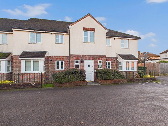 2 Bedroom Flat For Sale In Hunt Court, Marlow Road, Stokenchurch, High Wycombe, Buckinghamshire, HP14