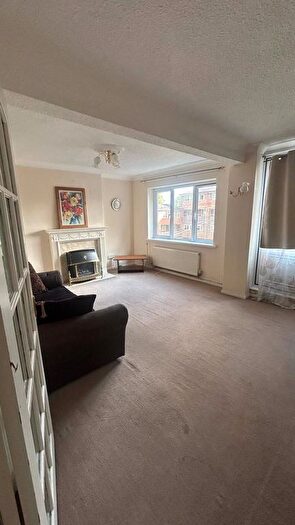 3 Bedroom Flat To Rent In Elcock Drive, Birmingham, B42