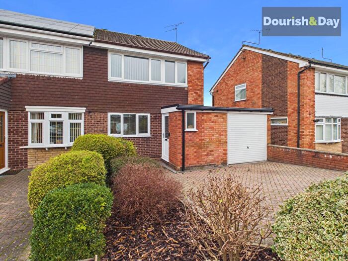 3 Bedroom Semi-Detached House For Sale In Prescott Drive, Penkridge, ST19