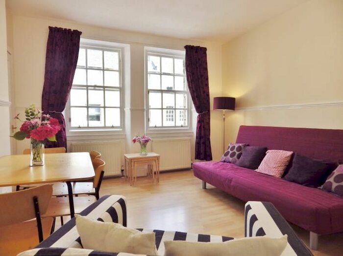 1 Bedroom Flat To Rent In East Crosscauseway, Edinburgh, EH8