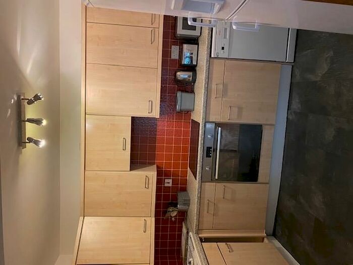 2 Bedroom Flat To Rent In Polwarth Gardens, Edinburgh, EH11