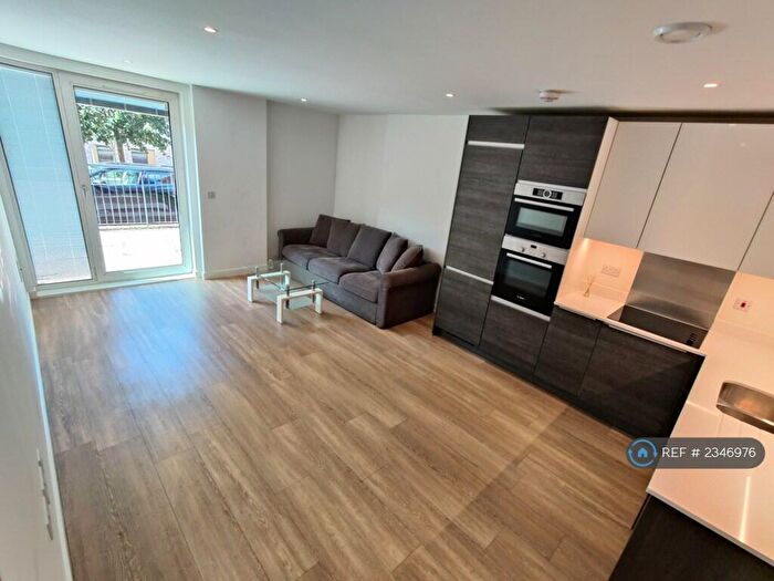 2 Bedroom Flat To Rent In Grand Canal Avenue, London, SE16