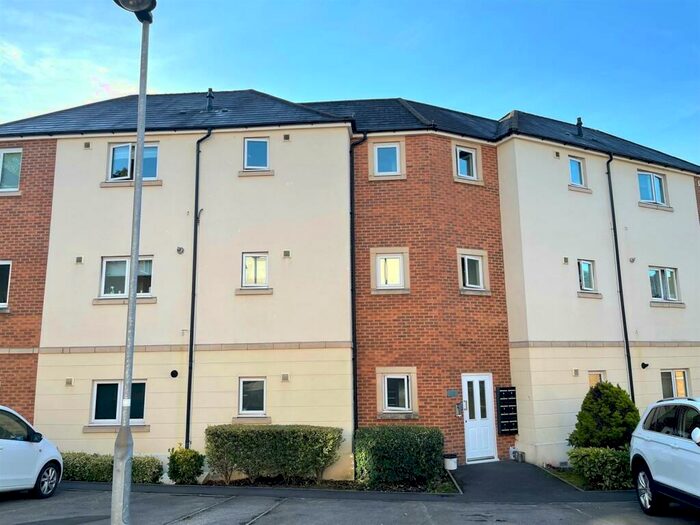 2 Bedroom Flat To Rent In Ty Trist House, Golden Mile View, Newport, NP20