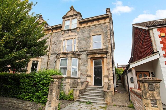 1 Bedroom Flat For Sale In St. Marks Road, Salisbury, SP1