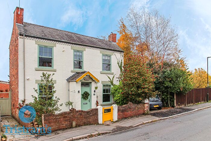 3 Bedroom Detached House For Sale In Gillott Street, Heanor, DE75