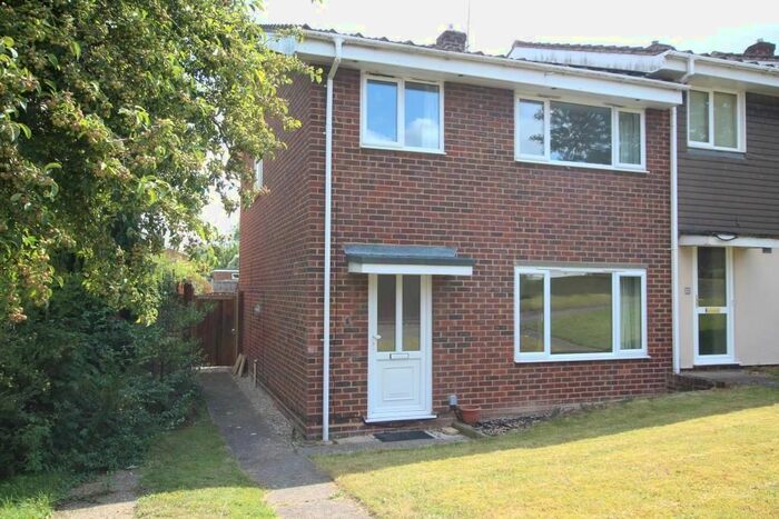3 Bedroom Semi-Detached House To Rent In Roan Walk, Royston, SG8