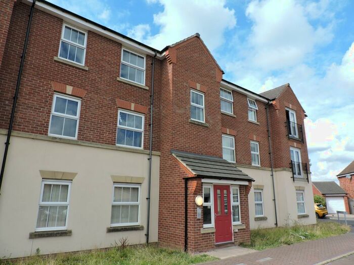 2 Bedroom Flat To Rent In Braunton Crescent, Mapperley, Nottingham, NG3