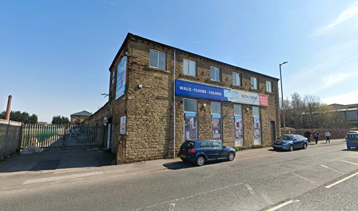 Barn Conversion To Rent In Sticker Lane, Bradford, BD4