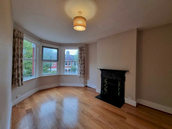 2 Bedroom Flat To Rent In Langham Road, Turnpike Lane, N15