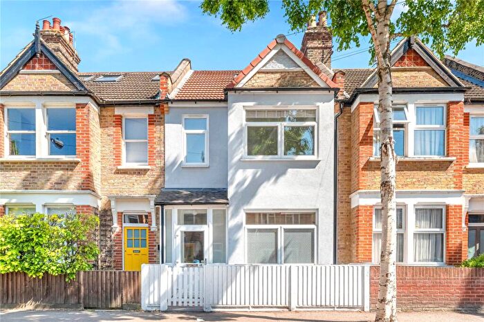 4 Bedroom Terraced House For Sale In Morland Road, Walthamstow, London, E17