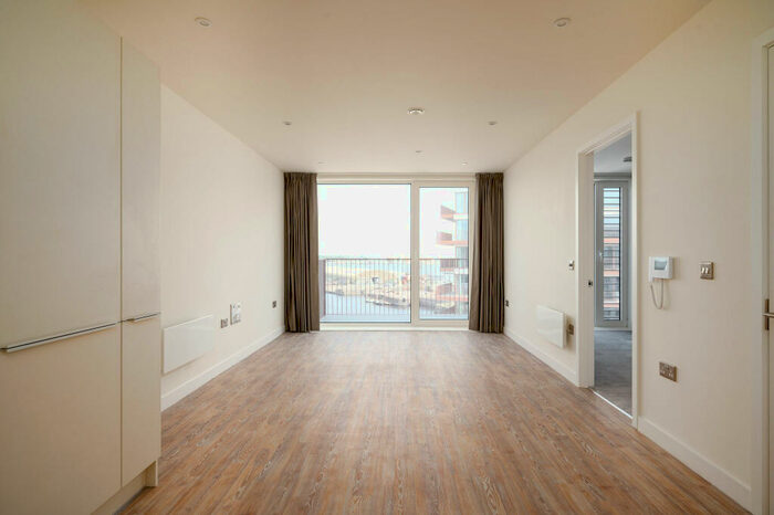 1 Bedroom Flat To Rent In The Kell, Gillingham Gate Road, Gillingham, ME4