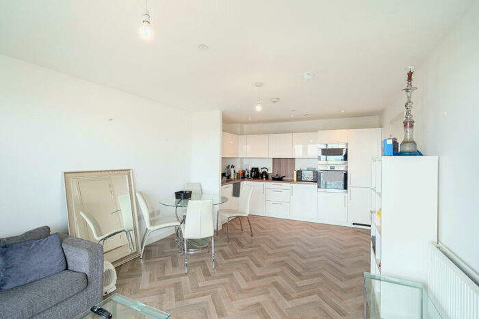 2 Bedroom Apartment To Rent In Booth Road, London, E16