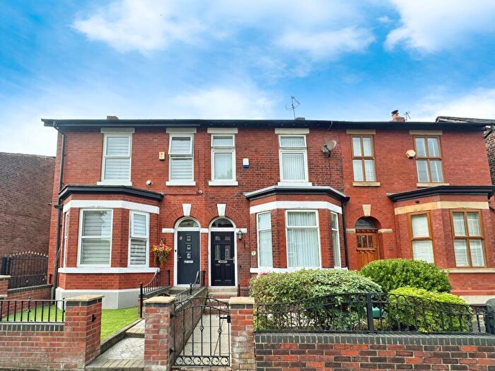 3 Bedroom Semi-Detached House To Rent In Trafford Road, Eccles, Manchester, Greater Manchester, M30