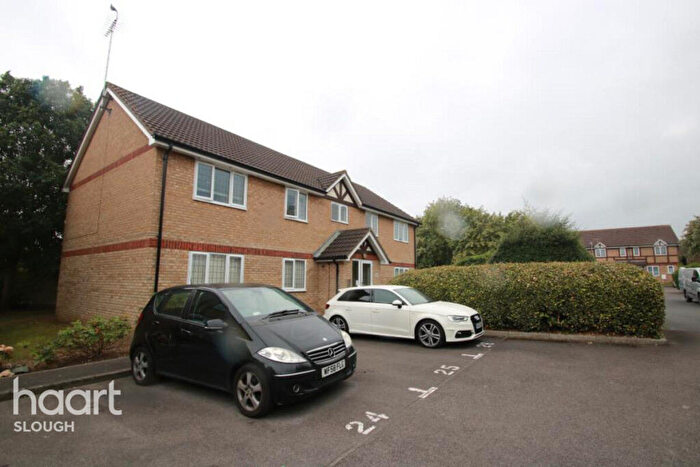 2 Bedroom Apartment To Rent In Rockall Court, Slough, SL3