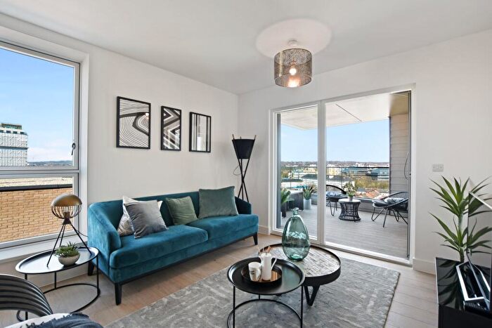 2 Bedroom Flat To Rent In Edgware Road, Colindale, NW9