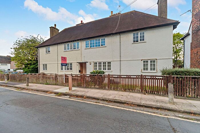 2 Bedroom Flat For Sale In Moira Road, Eltham, SE9