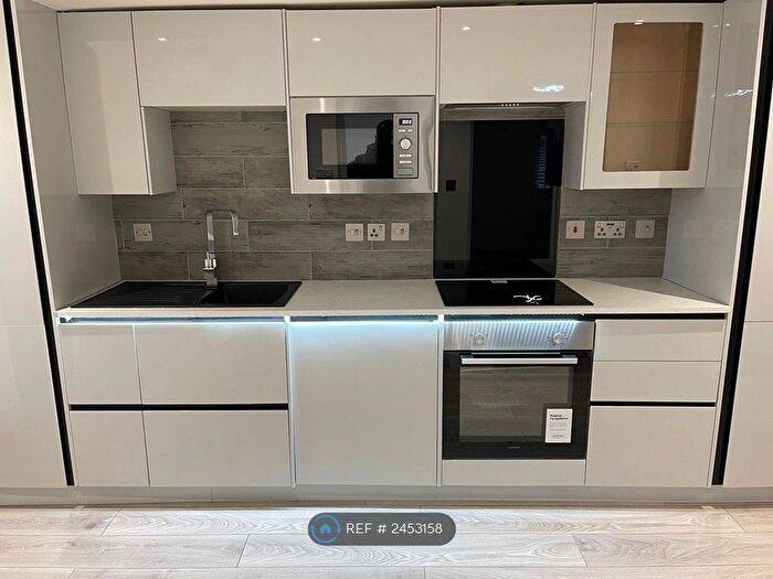 1 Bedroom Flat To Rent In Sylvan Road, Upper Norwood, SE19