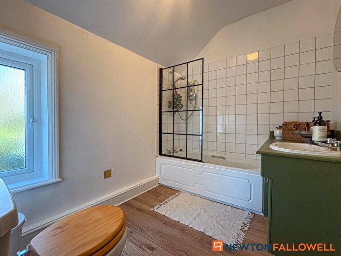 2 Bedroom Cottage For Sale In Summers Terrace, Eagle Road, Swinderby, LN6