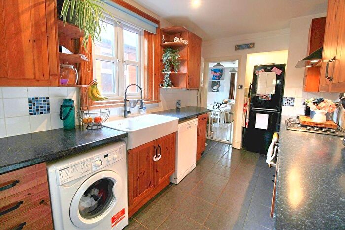 3 Bedroom Terraced House For Sale In Polegate Road, Hailsham, BN27