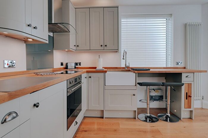 1 Bedroom Maisonette To Rent In Capel Road, Watford, WD19