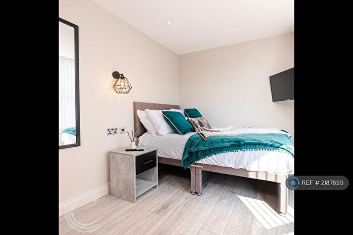 6 Bedroom Terraced House To Rent In Empress Road, Kensington, Liverpool, L7