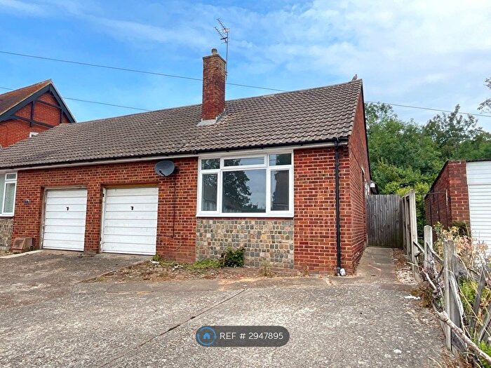2 Bedroom Bungalow To Rent In Island Road, Canterbury, CT2
