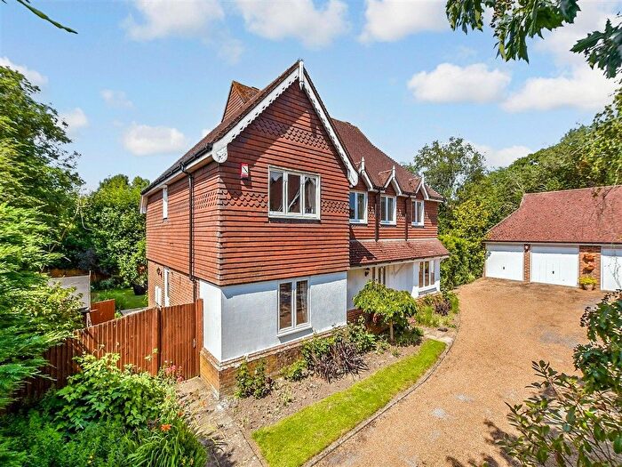 5 Bedroom Detached House For Sale In Shuttle Close, Biddenden, Ashford, Kent, TN27