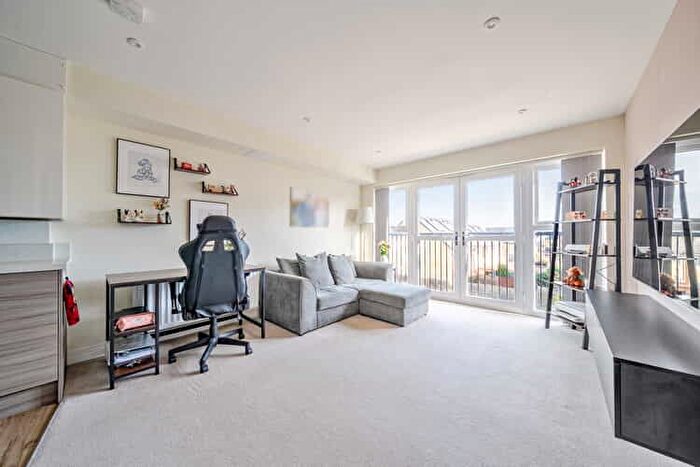 1 Bedroom Flat For Sale In Chilton House, Stevenage, Hertfordshire, SG1