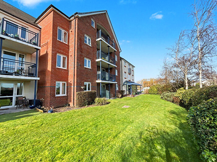 1 Bedroom Retirement Property For Sale In Christchurch, BH23