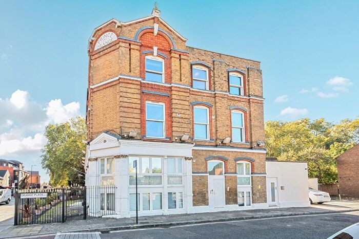 2 Bedroom Flat For Sale In Orange Place, Surrey Quays, London, SE16