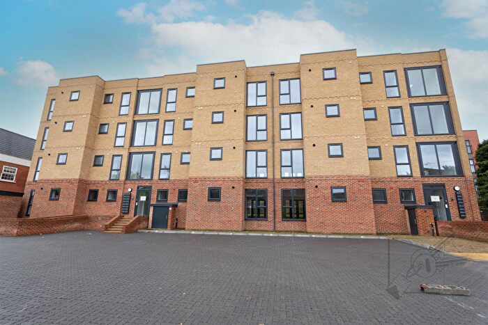 2 Bedroom Apartment To Rent In St Mary's Road, Greenhithe, DA9