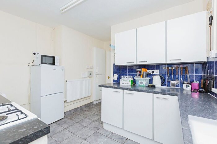 2 Bedroom Bungalow For Sale In University Close, Syston, Leicester, Leicestershire, LE7