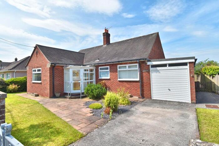 3 Bedroom Detached Bungalow For Sale In Bryn Glas, Ruthin, LL15