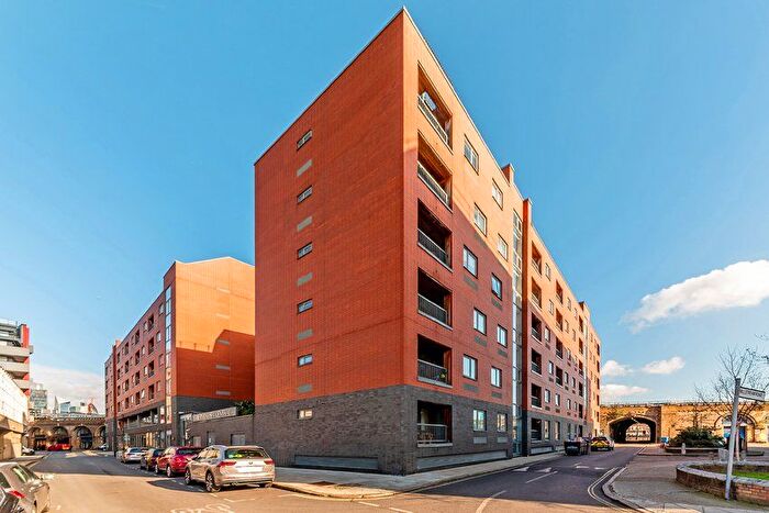 1 Bedroom Flat To Rent In Millstream Road, London, SE1