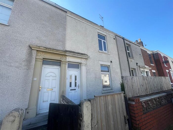 4 Bedroom Terraced House For Sale In Deepdale Road, Preston, PR1