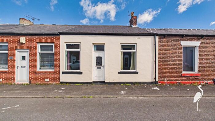 2 Bedroom Cottage For Sale In Warwick Street, Monkwearmouth, Sunderland, SR5