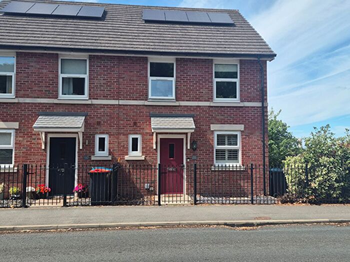 3 Bedroom Semi-Detached House To Rent In Chester Road, Helsby, Frodsham, WA6