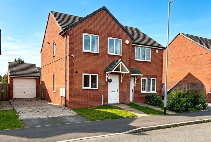 3 Bedroom Semi-Detached House For Sale In Blindsill Road, Bolton, BL4