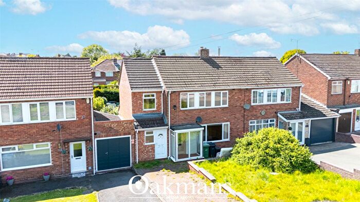 3 Bedroom Semi Detached House For Sale In Valley Road, Halesowen, West Midlands, B62